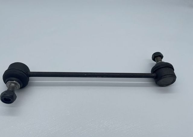 Стойка (тяга) стабилизатора GMB передняя левая для Kia Picanto II 2011-2017. Артикул 1010-0222