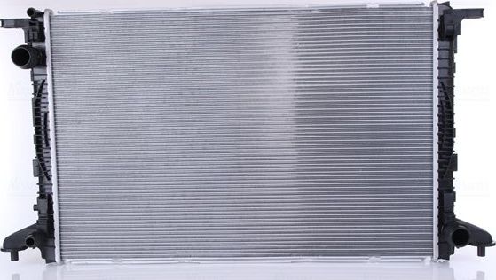 Радиатор охлаждения двигателя Nissens. Артикул 606462