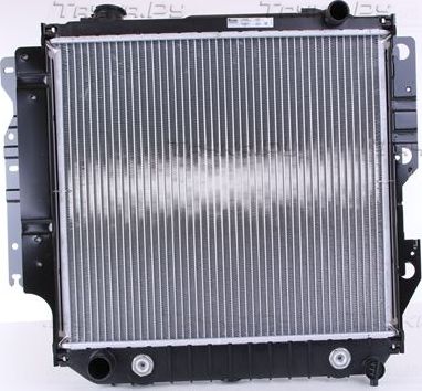 Радиатор охлаждения двигателя Nissens. Артикул 61036