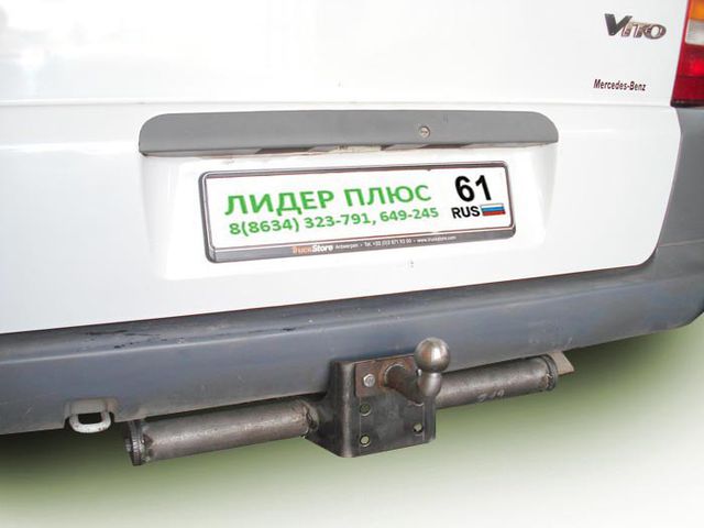 Фаркоп Лидер-Плюс для Mercedes-Benz Vito W638 фургон 1999-2003. Фланцевое крепление. Артикул M202-FC