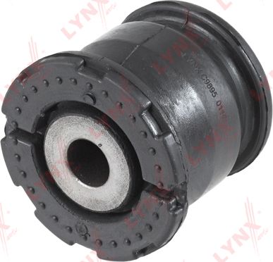Сайлентблок переднего рычага подвески LYNXauto. Артикул C9895