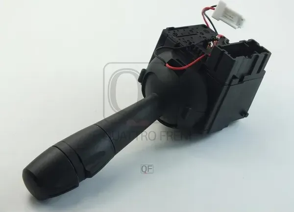 ПЕРЕКЛЮЧАТЕЛЬ ПОДРУЛЕВОЙ (Quattro Freni). Артикул QF12N00023