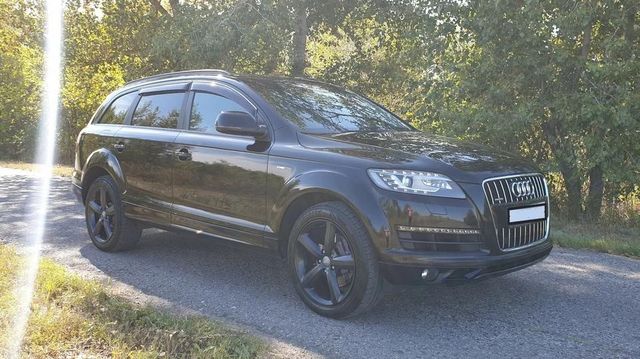 Дефлекторы Cobra Tuning для окон (c хром. молдингом) Audi Q7 I 2005-2014. Артикул A10505CR
