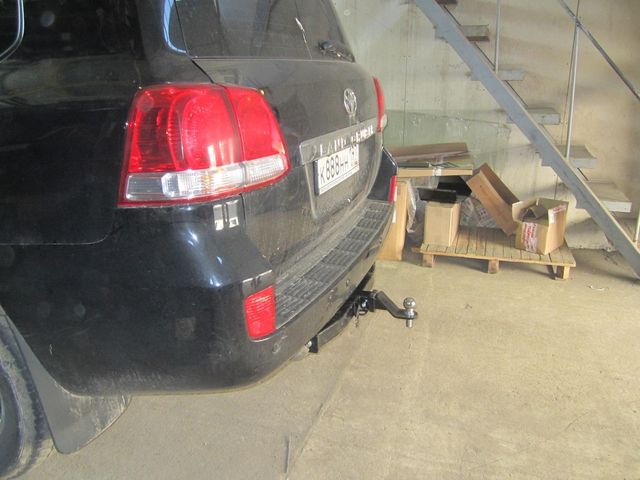 Фаркоп Bizon для Toyota Land Cruser 200 2007-2021. Быстросъемный крюк. Артикул FA 0859-E
