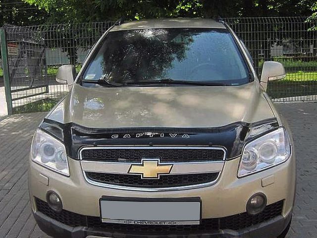 Дефлектор Vip-Tuning для капота Chevrolet Captiva I 2006-2011. Артикул CH33