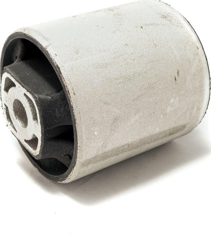 Сайлентблок переднего рычага подвески Cworks. Артикул F280R0050