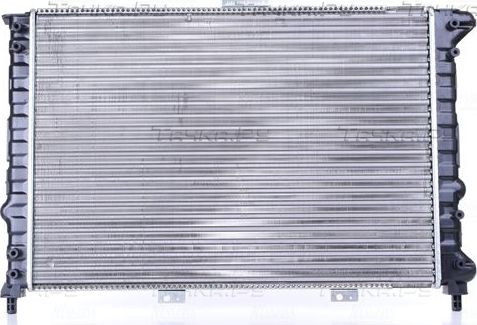 Радиатор охлаждения двигателя Nissens. Артикул 60038