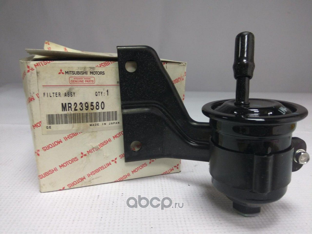 Топливный фильтр Mitsubishi. Артикул MR239580