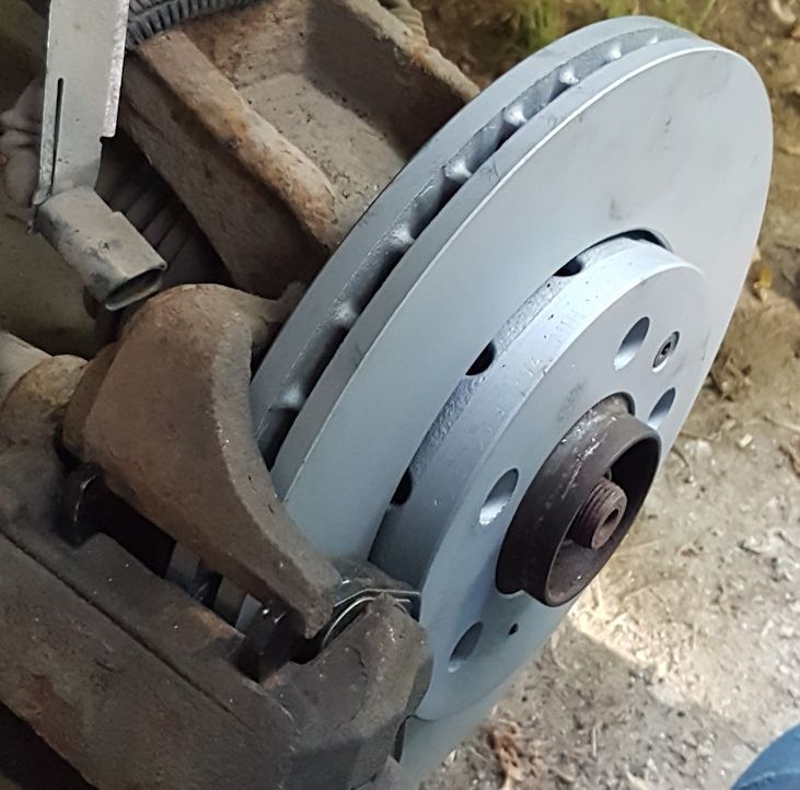 Тормозной диск Zimmermann Coat Z. Артикул 100.1233.20