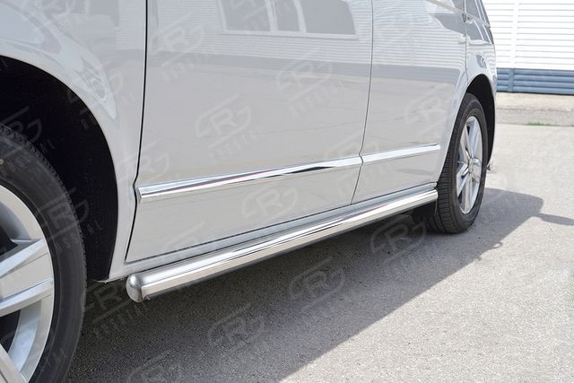 Защита порогов RusStal труба d63 правый (вариант 3) для Volkswagen Transporter T6 (длинная база) 2015-2026. Артикул VTCT-0023353