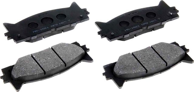 Тормозные колодки Masuma передние для Lexus ES VI 2012-2018. Артикул MS-1521