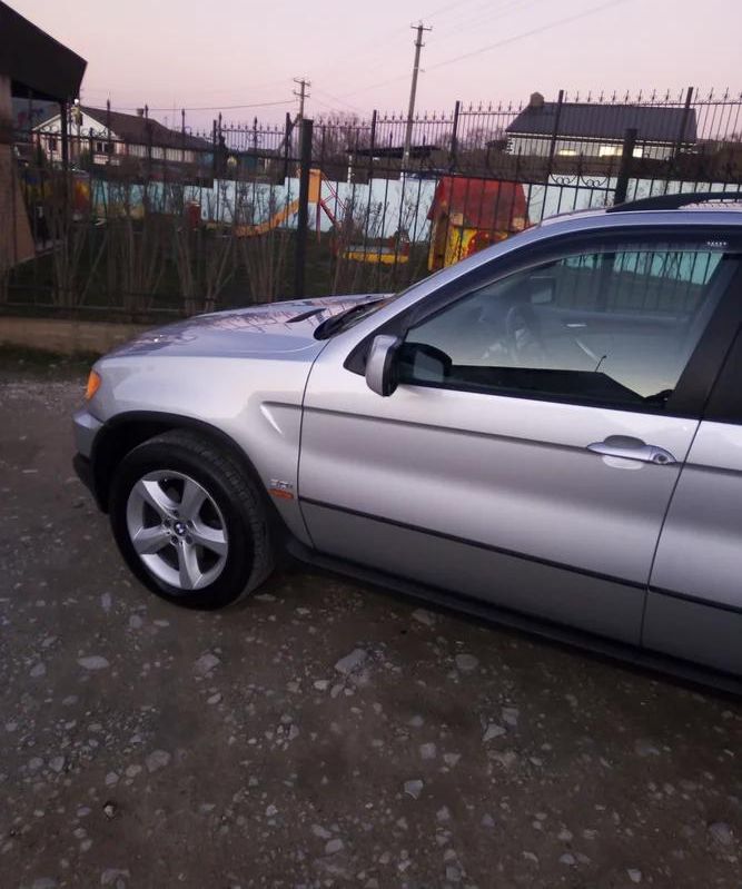 Дефлекторы V-Star для окон BMW X5 E53 2000-2006. Артикул D27036