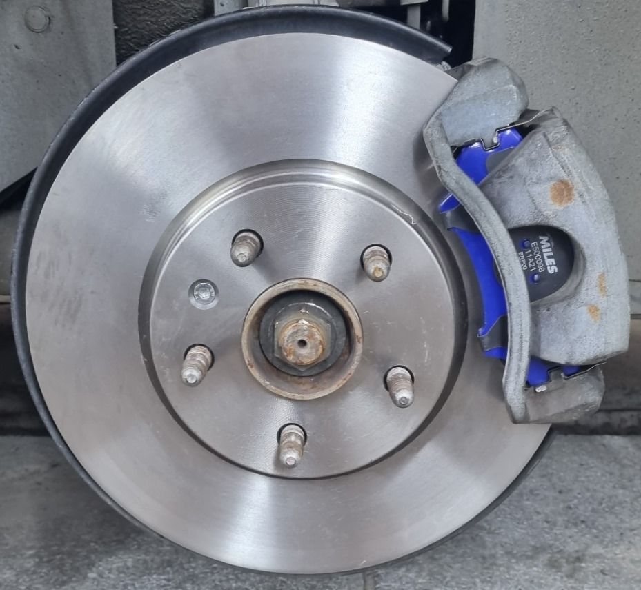 Тормозной диск Miles. Артикул K000273