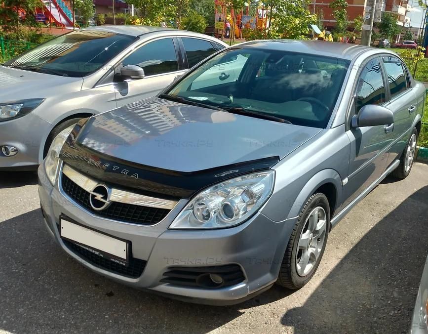 Дефлектор VT52 для капота (длинный) Opel Vectra C хэтчбек 2005-2008. Артикул OP22VT