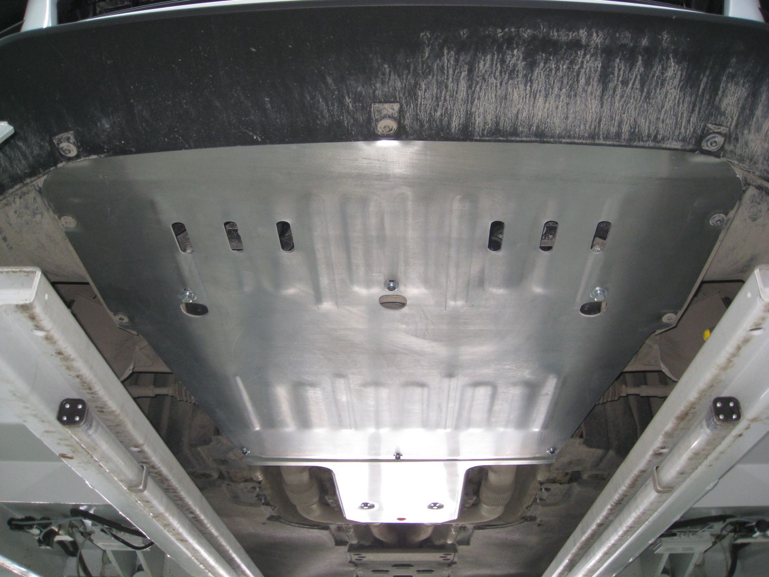 Защита алюминиевая Alfeco для картера и КПП Porsche Panamera II 2016-2026. Артикул ALF.50.06al