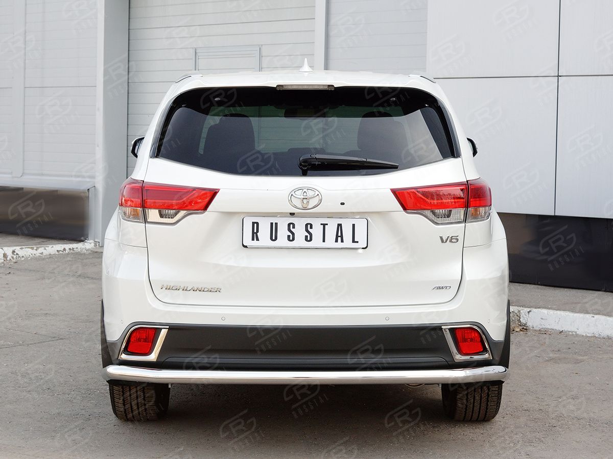 Защита RusStal заднего бампера d63 секции для Toyota Highlander III 2016-2026. Артикул THRZ-002626