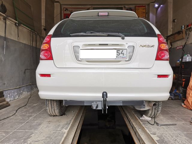 Фаркоп Halty для Toyota Nadia 2WD/4WD (вкл. комплектацию Type Su) 1998-2003 . Артикул TNad98A (H.T64.A)