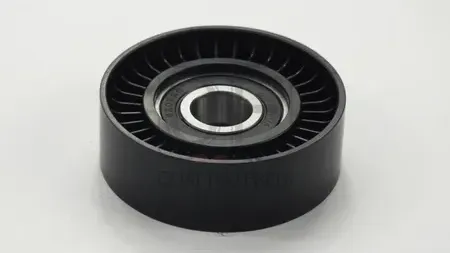 Ролик натяжителя приводного ремня (Quattro Freni). Артикул QF31P00174