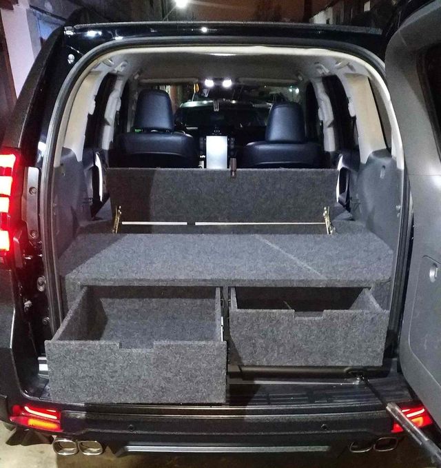 Органайзер Автопол в багaжник (2 выдвижных ящика+спальник) Toyota Land Cruiser Prado 150 2009-2017. Артикул 150-003