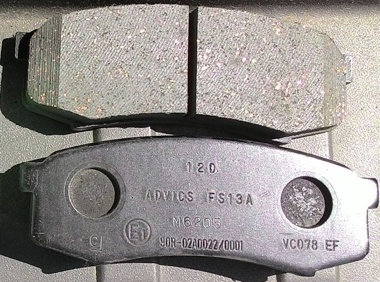 Тормозные колодки Advics задние для Lexus RX I 2000-2003. Артикул SN120