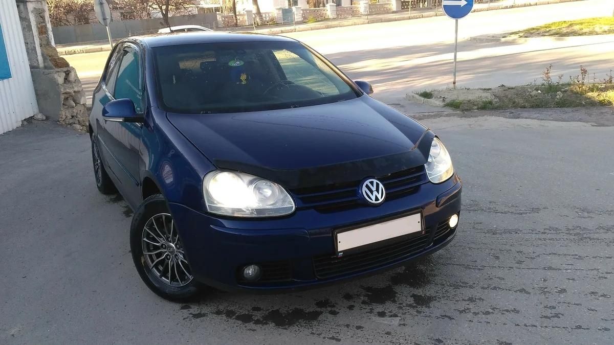 Дефлекторы Cobra Tuning для окон Volkswagen Golf V 3-дв. 2003-2009. Артикул V20503