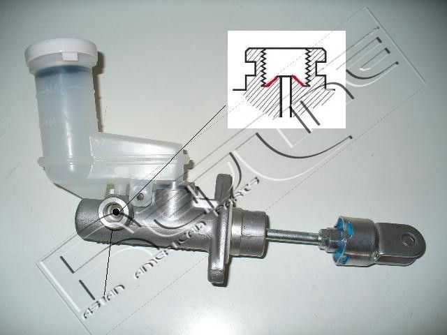 Цилиндр сцепления главный RED Line для Mitsubishi Pajero III 2000-2007. Артикул 07MI020
