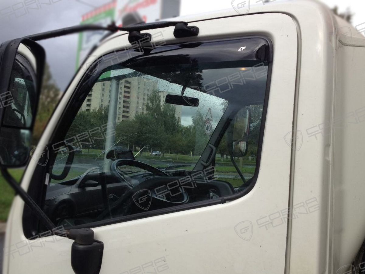 Дефлекторы Cobra Tuning для окон Hino 300 2007-2014 (длинный). Артикул H1003