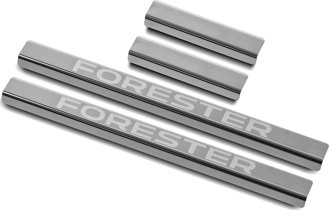 Накладки RusStal на пороги (лист нерж. шлифованный с надписью) для Subaru Forester IV рестайлинг 2 2016-2018. Артикул SBFOR13-03