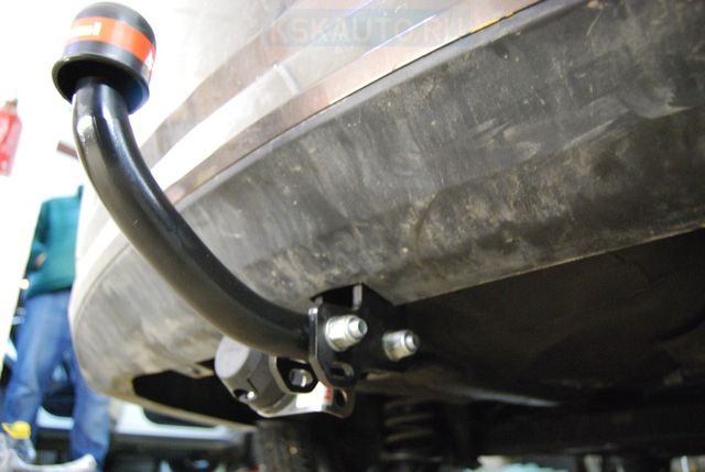 Фаркоп Oris (ранее Bosal) для Hyundai Solaris I седан, хэтчбек 2011-2014. Артикул 4254-A