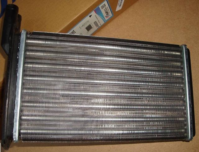 Радиатор отопителя (печки) AVA для ВАЗ Samara (2108, 2109, 2113, 2114) 1986-2013. Артикул LA6009