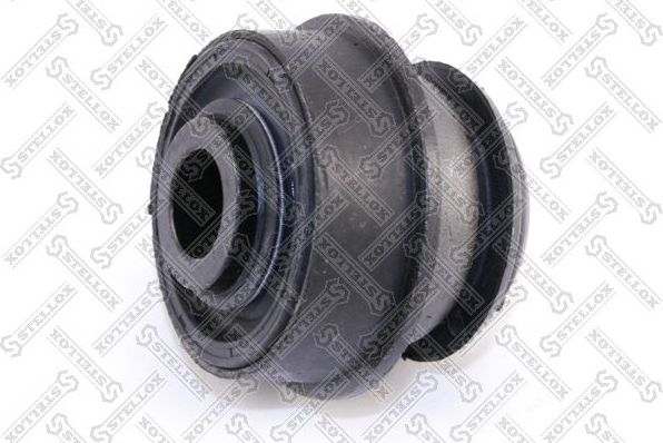 Сайлентблок переднего рычага подвески Stellox верхний внешний для Nissan Primera P10 1990-1996. Артикул 87-74013-SX