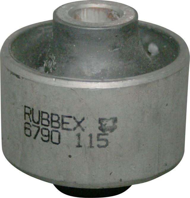 Сайлентблок переднего рычага подвески JP Group. Артикул 1540201600