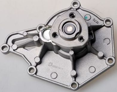 Помпа (водяной насос) Denckermann для BMW 1 I (E81/E82/E87/E88) 2004-2011. Артикул A310956P