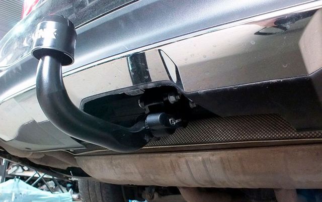 Фаркоп Brink (Thule) для Mercedes-Benz GL-Класс X166 2012-2016. Быстросъемный крюк. Артикул 580900