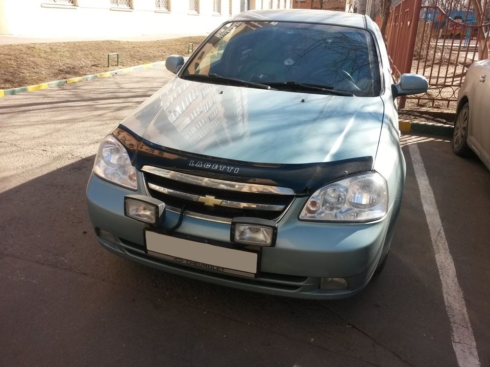Дефлектор Vip-Tuning для капота Chevrolet Lacetti седан 2004-2013. Артикул CH05