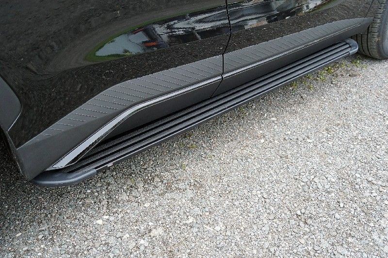 Пороги алюминиевые ТСС Slim Line Black 1820 мм для Jetour Dashing 1.5T 2WD 2023-2026. Артикул JETDASH23-02B