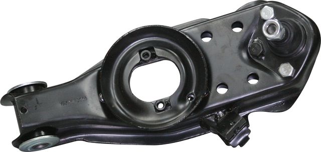 Поперечный рычаг передней подвески CTR левый для Hyundai Porter III 1994-1996. Артикул CQKH-11L