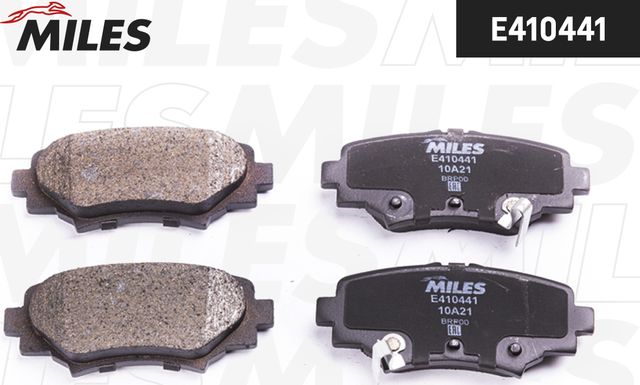 Тормозные колодки Miles (Low-Metallic) задние для Mazda 3 III (BM) 2013-2018. Артикул E410441