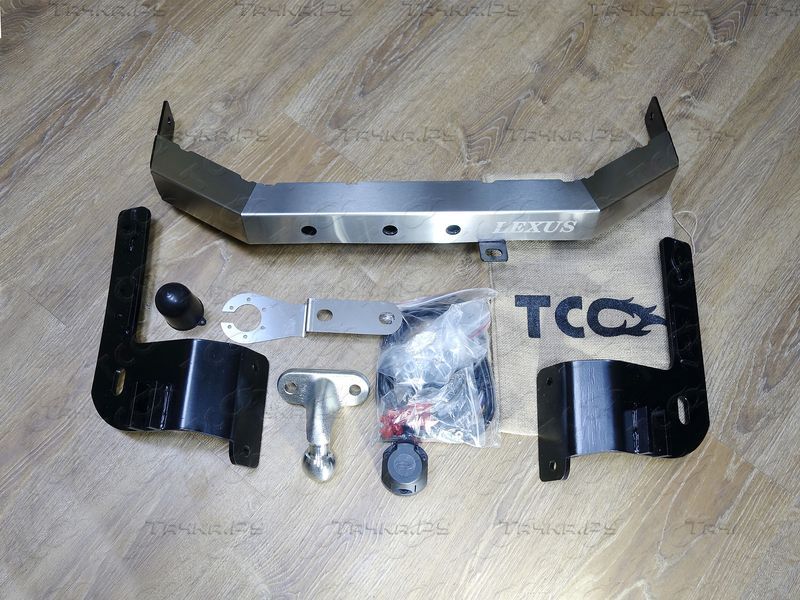 Фаркоп ТСС оцинкованный для Lexus LX 570 2007-2021 с накладкой с надписью Lexus. Артикул TCU00070