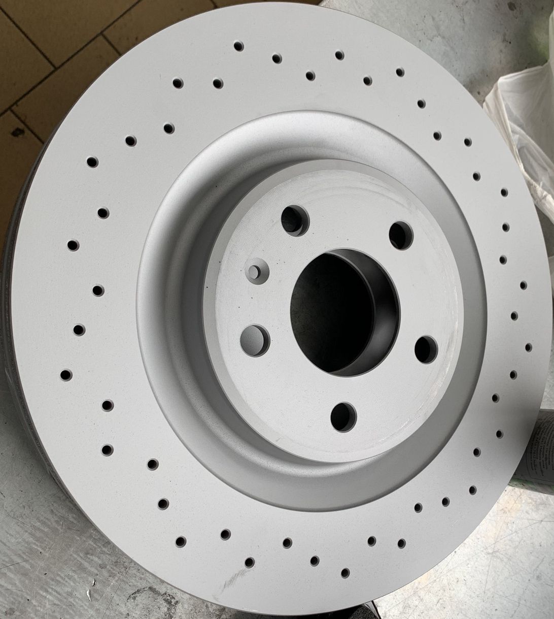 Тормозной диск Zimmermann Sport Coat Z. Артикул 100.3358.52