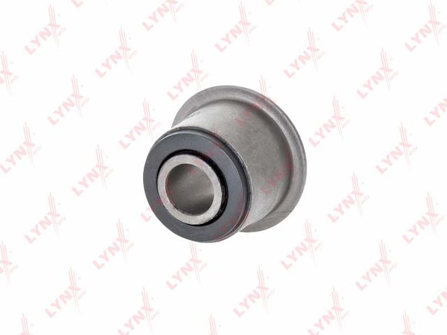 Сайлентблок переднего рычага подвески LYNXauto. Артикул C8582