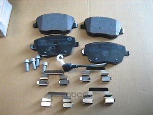 Тормозные колодки VAG. Артикул 6Q0698151C