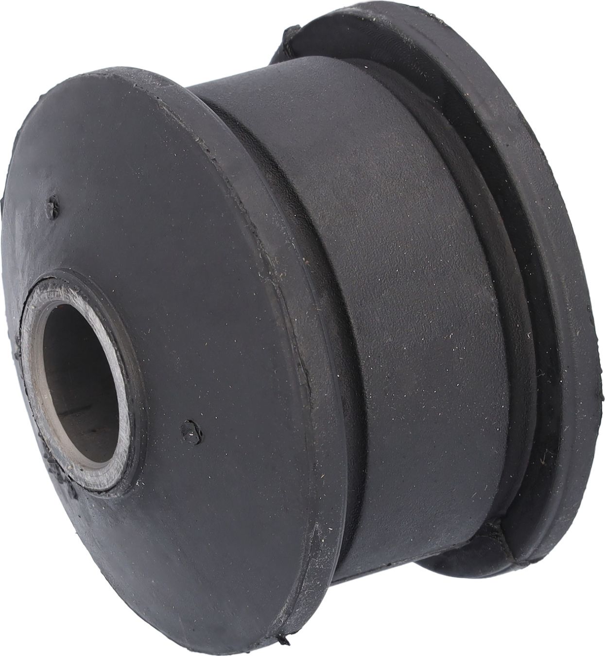 Сайлентблок переднего рычага подвески SWAG. Артикул 50 60 0014