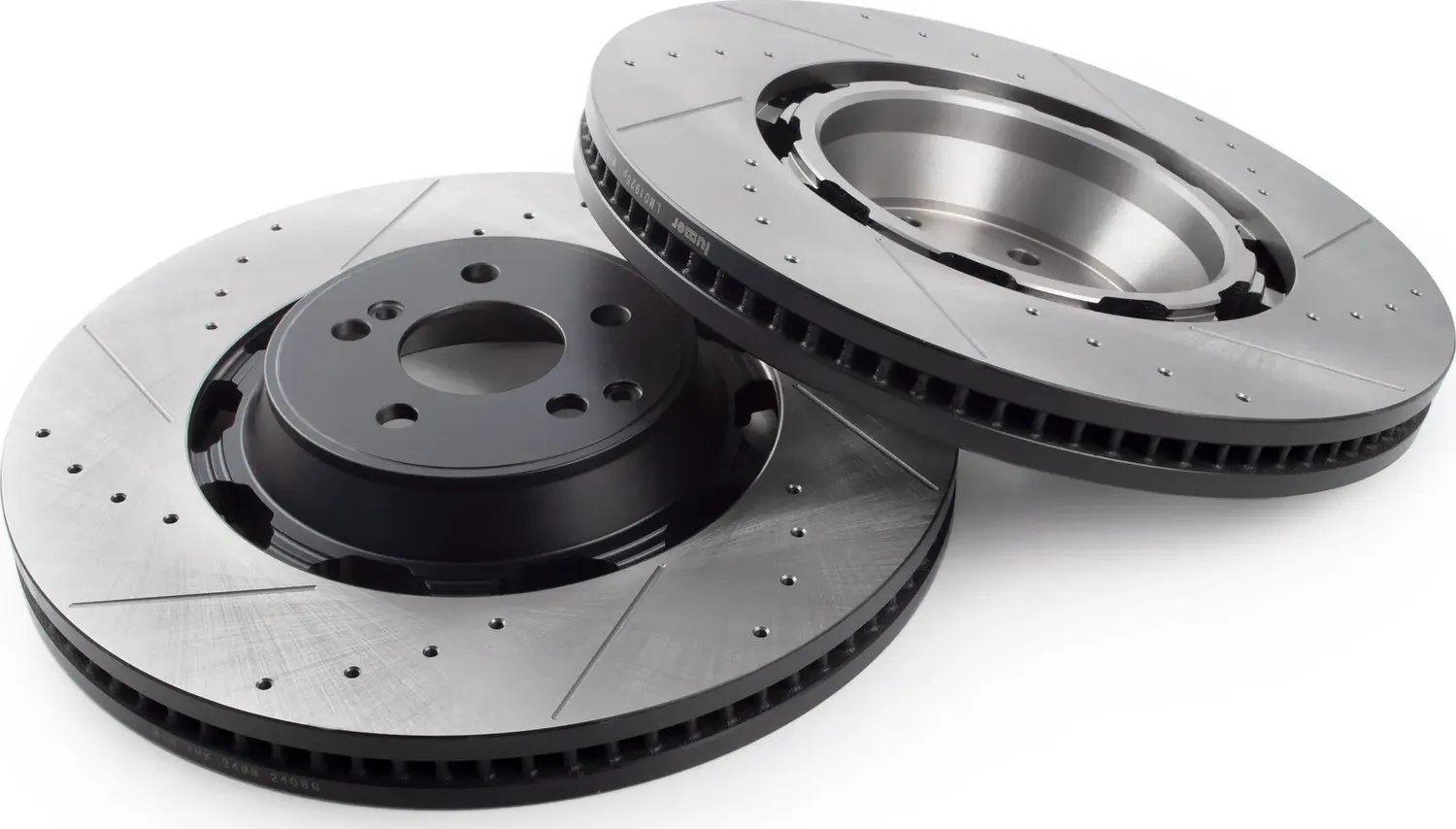 LUMER LM01925P Тормозной диск перфорированный передний MERCEDES B Lumer. Артикул LM01925P