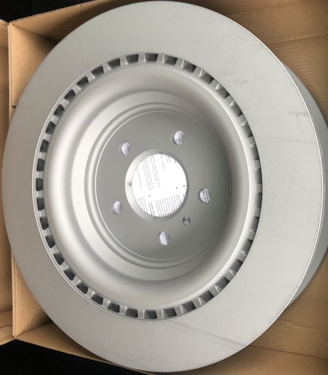 Тормозной диск Zimmermann Coat Z. Артикул 400.5501.20