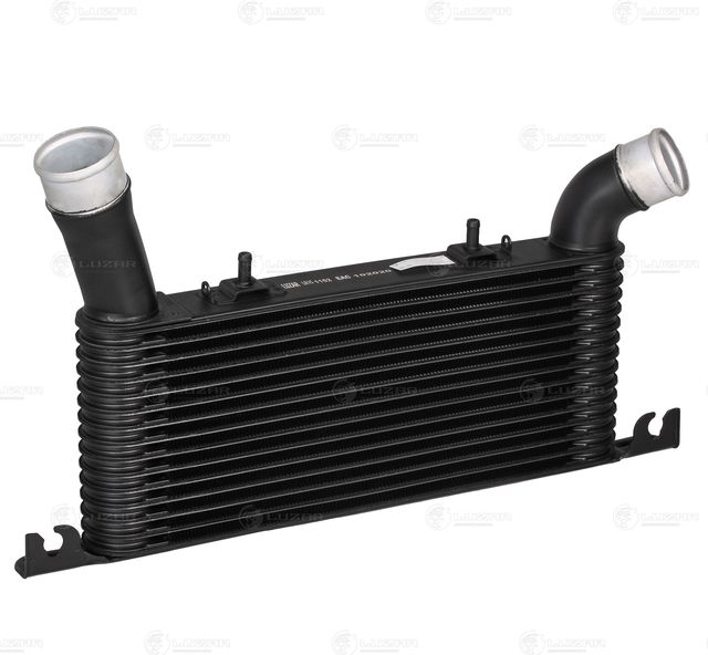 Интеркулер Luzar для Mitsubishi Pajero IV 2007-2025. Артикул LRIC 1152