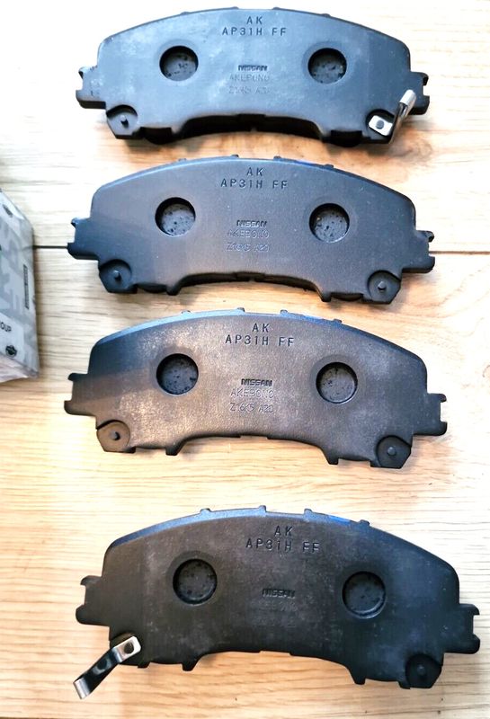 Тормозные колодки Nissan. Артикул D10604CC0A