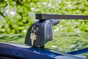 Багажник на крышу Amos Beta на штатные места для Ford C-Max I 5-дв. 2003-2010 (Крыловидные дуги). Артикул beta-b-101-a1.2