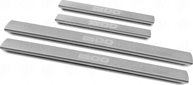 Накладки RusStal на пороги (лист нерж. шлифованный с надписью) для Datsun mi-DO 2015-2020. Артикул DTMID14-03