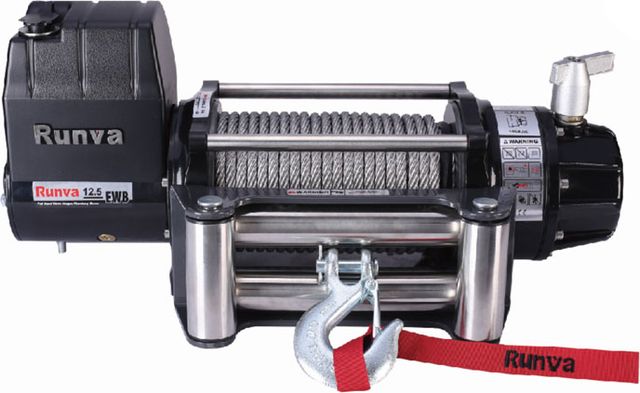 Лебёдка электрическая 12V Runva 12500 lbs 5720 кг (влагозащищенная). Артикул EWB12500U